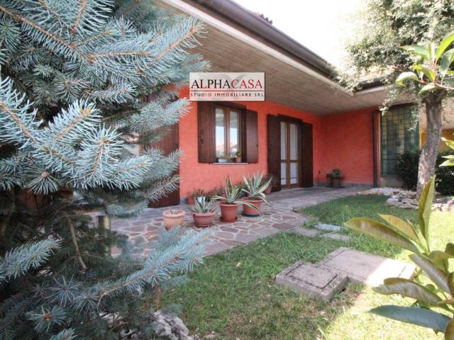 Villa in vendita a Presezzo BG