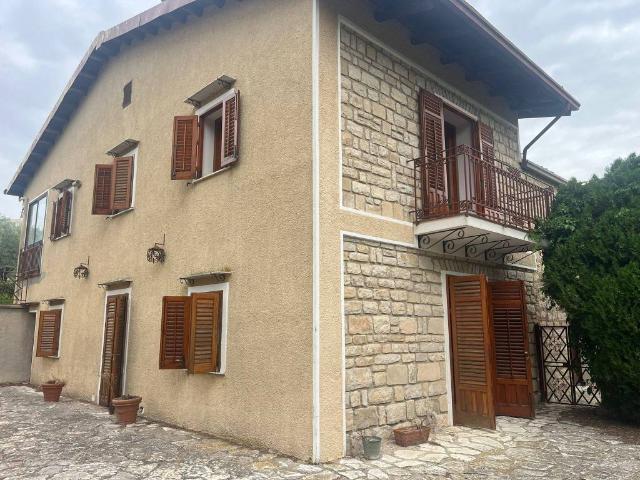 Villa in vendita a Prizzi PA