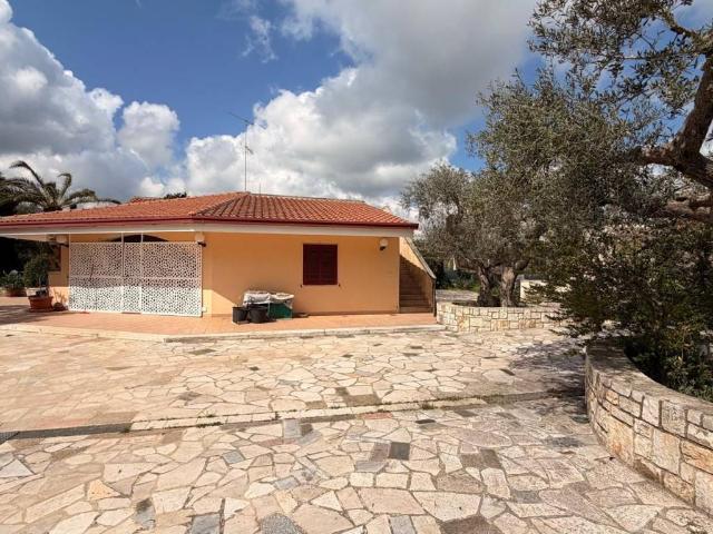 Villa in vendita a Putignano BA