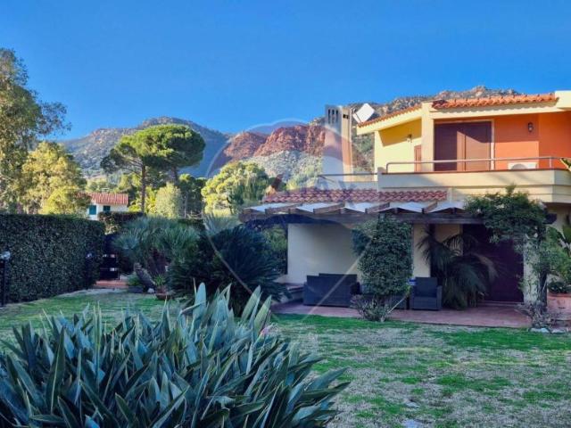 Villa in vendita a Pula
