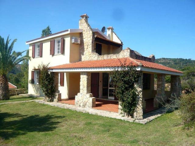 Villa in vendita a Pula CA
