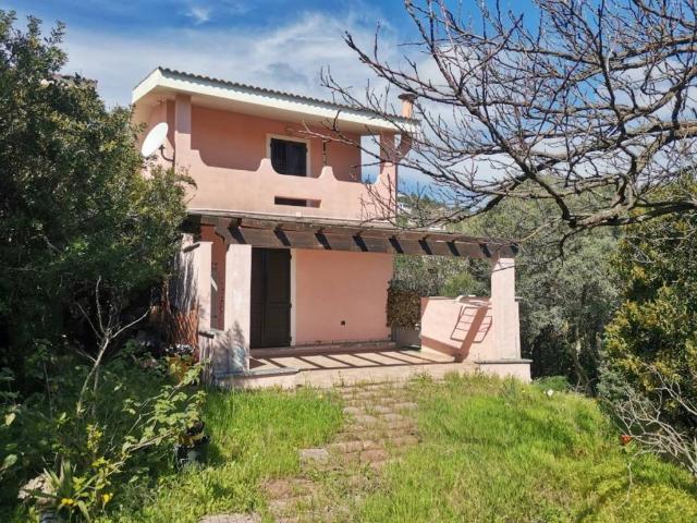 Villa in vendita a Pula CA