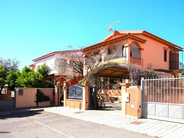 Villa in vendita a Pula CA