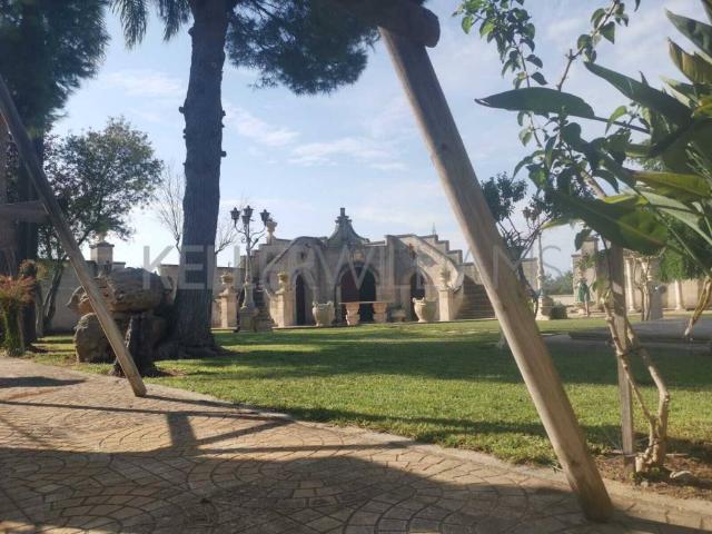 Villa in vendita a Pulsano TA