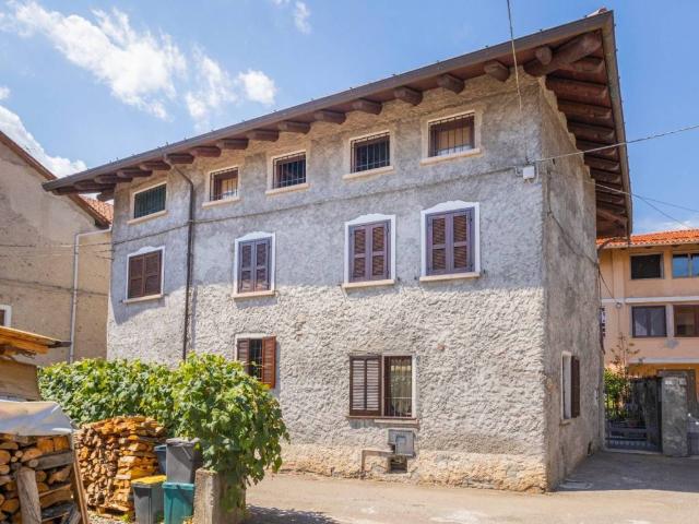 Villa in vendita a Quarona VC