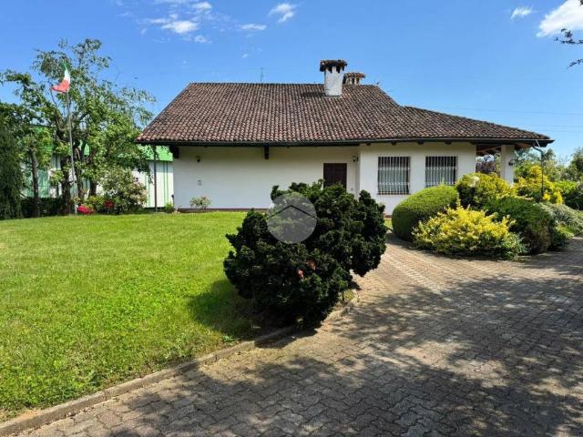 Villa in vendita a Quaregna Cerreto BI