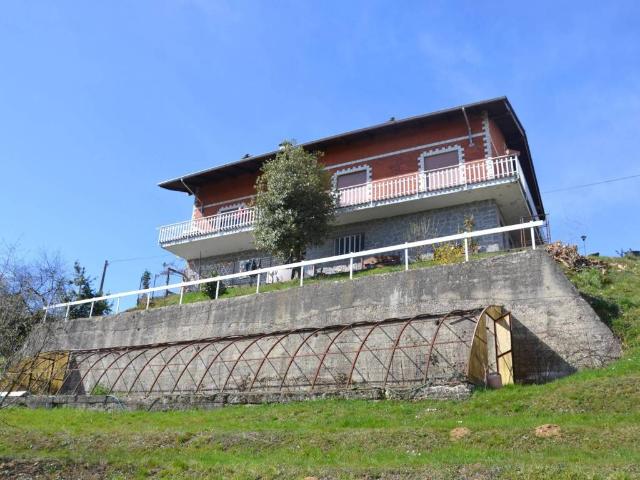 Villa in vendita a Quaregna Cerreto BI