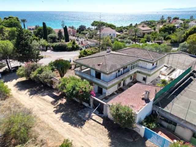 Villa in vendita a Quartu Sant'Elena CA