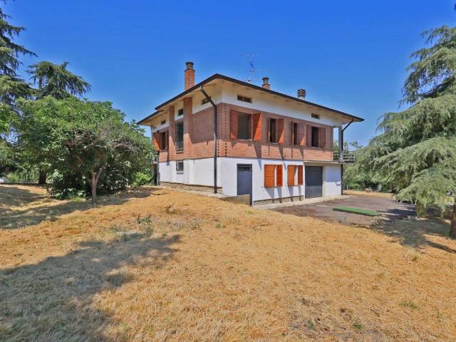 Villa in vendita a Quattro Castella RE