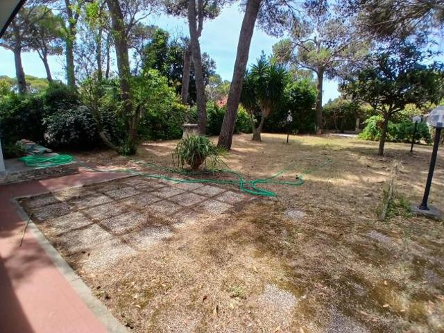 Villa in vendita a Quercianella Livorno 150 mq Rif: 1424877