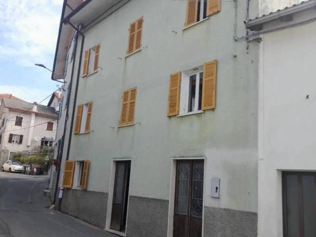 Villa in vendita a Rovegno GE