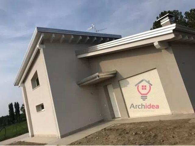 Villa in vendita a Roverchiara VR