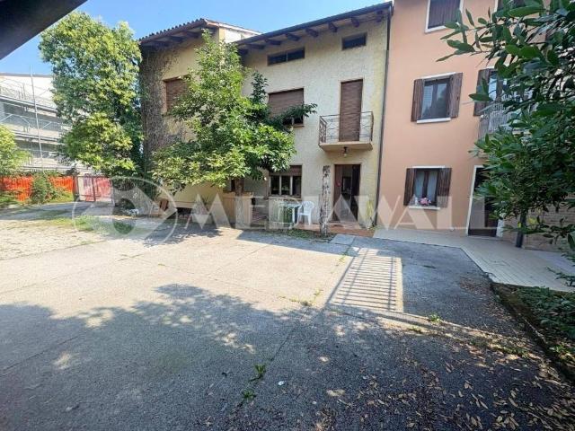 Villa in vendita a Roveredo in Piano PN