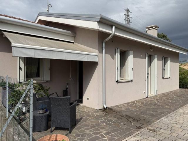 Villa in vendita a Rovigo RO