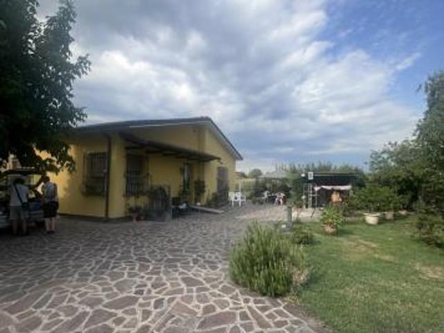 Villa in vendita a Rovigo