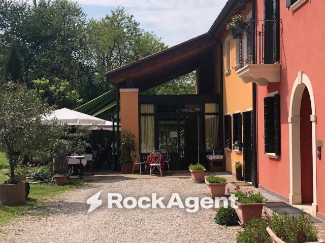 Villa in vendita a Rovolon PD