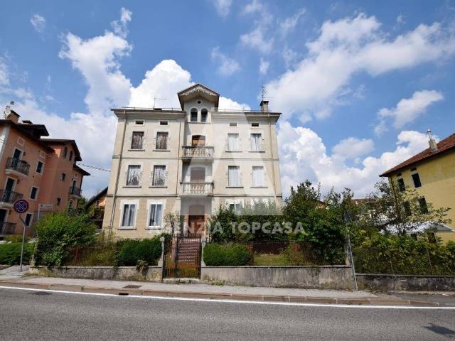 Villa in vendita a Roana VI