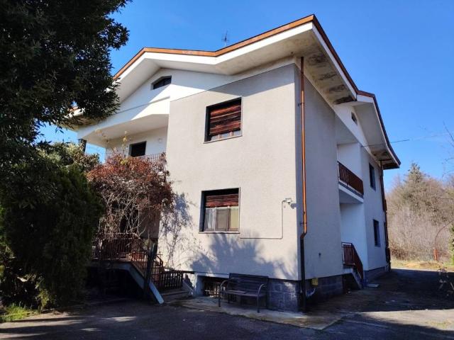 Villa in vendita a Roasio VC