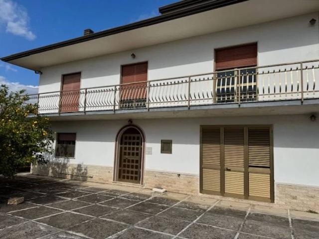 Villa in vendita a Rocca d'Evandro CE