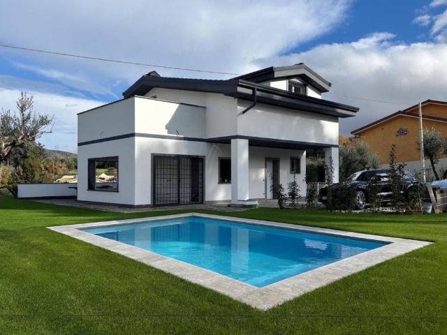 Villa in vendita a Rocca di Papa RM