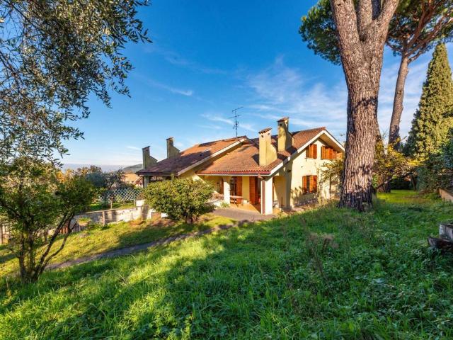 Villa in vendita a Rocca di Papa RM