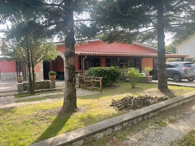 Villa in vendita a Rocca Sinibalda RI