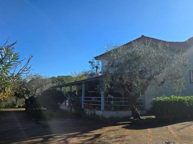 Villa in vendita a Capaccio Paestum SA