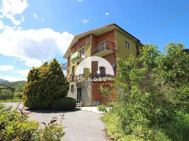 Villa in vendita a Roccaforte Mondovì CN