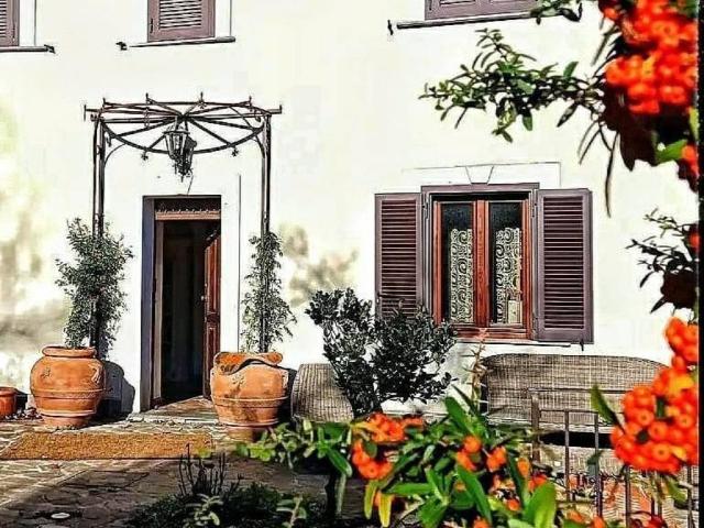 Villa in vendita a Roccamonfina CE