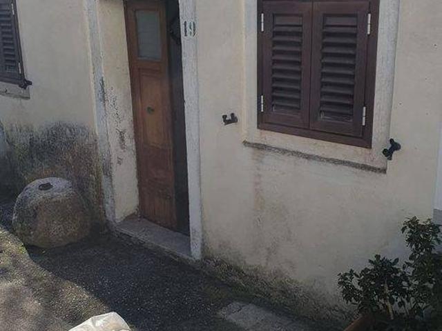 Villa in vendita a Rocchetta a Volturno IS