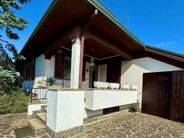 Villa in vendita a Rodano MI