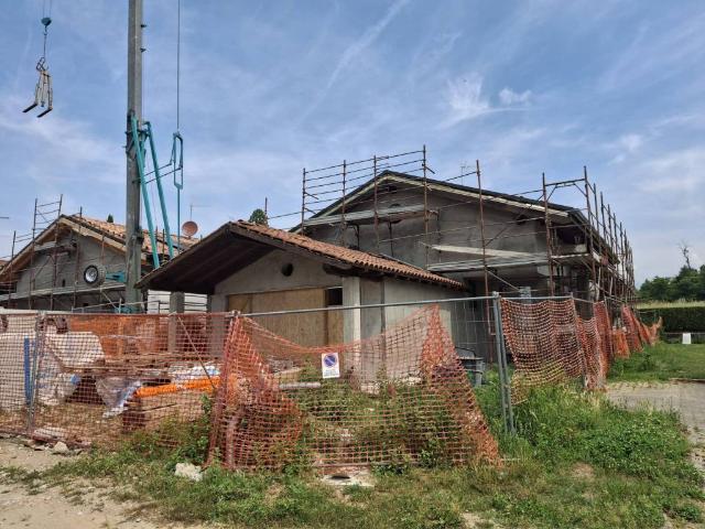 Villa in vendita a Rogeno LC