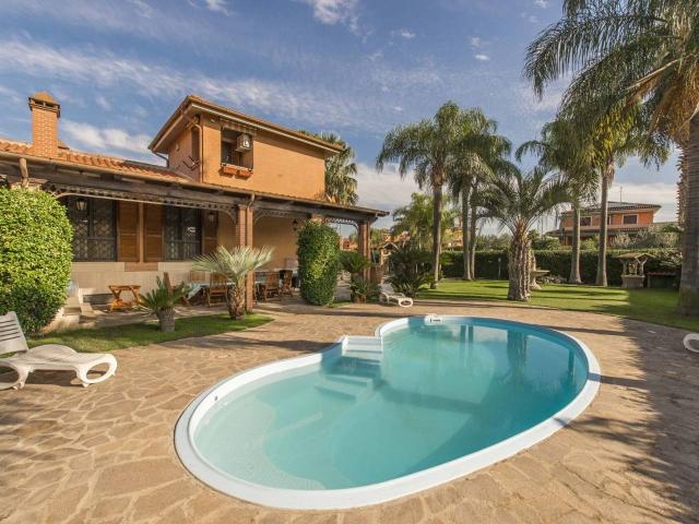 Villa in vendita a Roma