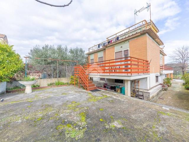 Villa in vendita a Roma