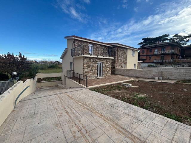 Villa in vendita a Roma