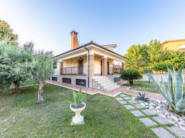 Villa in vendita a Roma