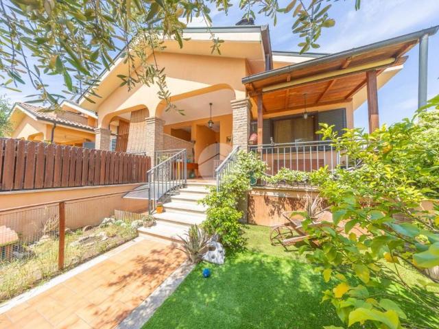 Villa in vendita a Roma