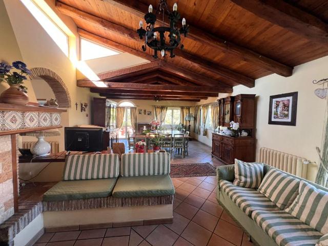 Villa in vendita a Roma