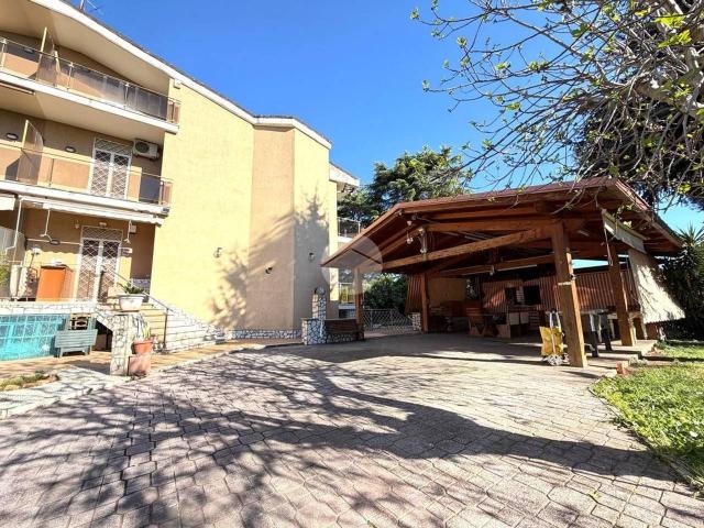 Villa in vendita a Roma