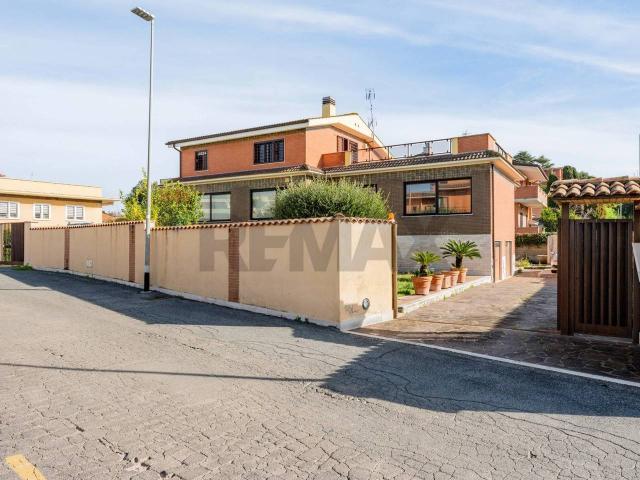 Villa in vendita a Roma