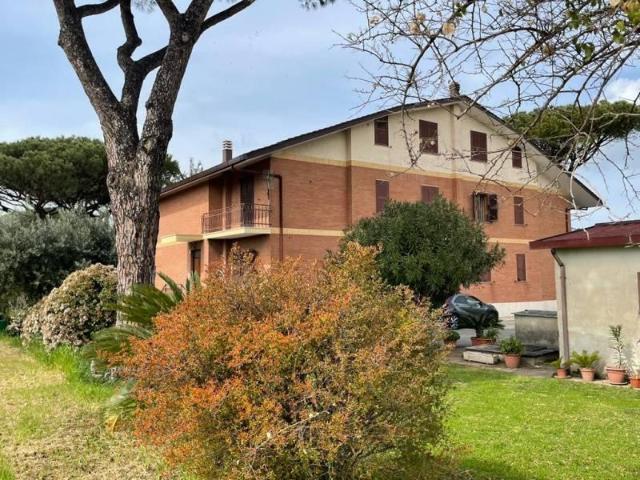 Villa in vendita a Roma