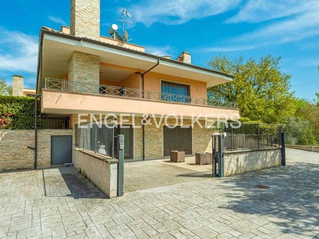 Villa in vendita a Roma