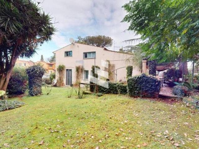 Villa in vendita a Roma