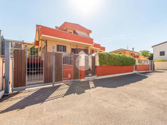 Villa in vendita a Roma