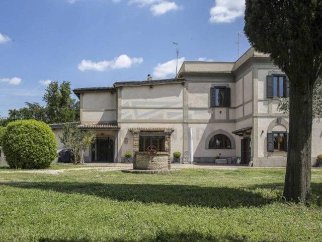 Villa in vendita a Roma