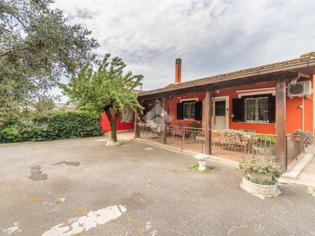 Villa in vendita a Roma