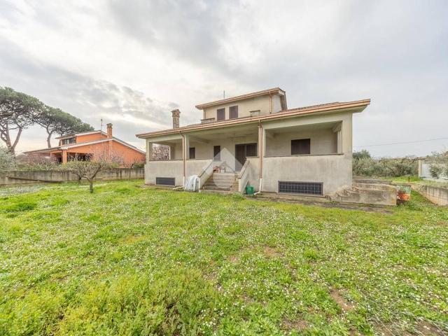 Villa in vendita a Roma