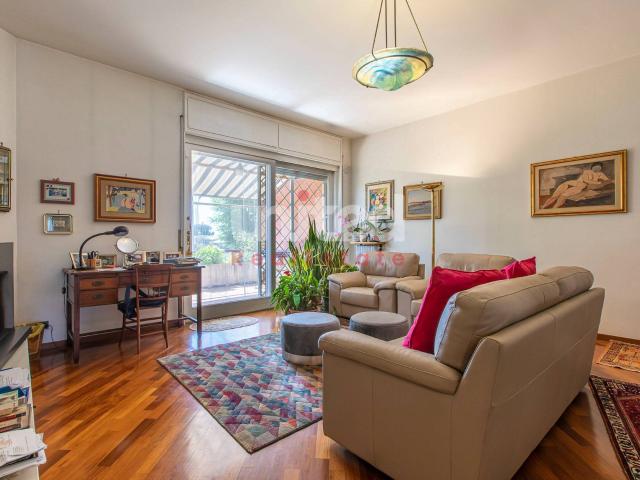Villa in vendita a Roma, Casalpalocco