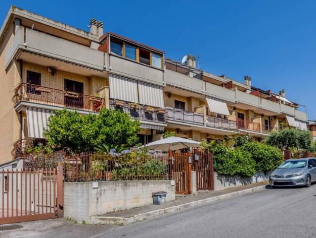 Villa in vendita a Roma RM