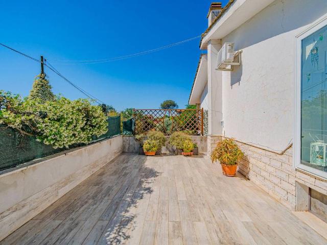 Villa in vendita a Roma RM